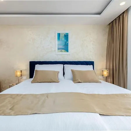 Adriatic Azure Apartment