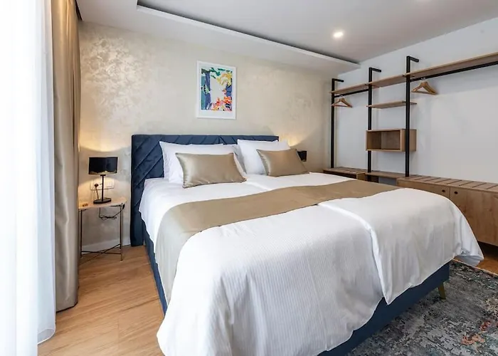 Adriatic Azure דירה *